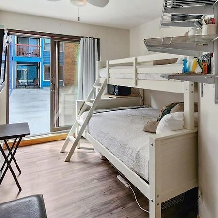 Cozy Studio With Shared Pool -3 Min To Ski Lift 布雷肯里奇 外观 照片