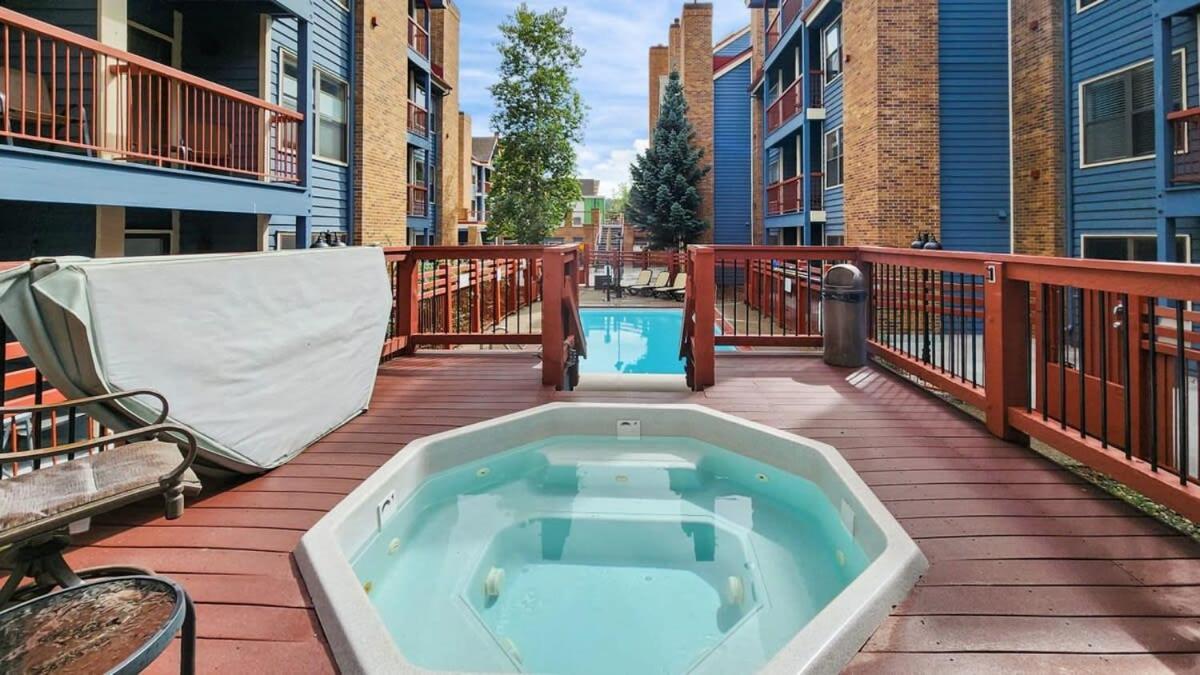 Cozy Studio With Shared Pool -3 Min To Ski Lift 布雷肯里奇 外观 照片